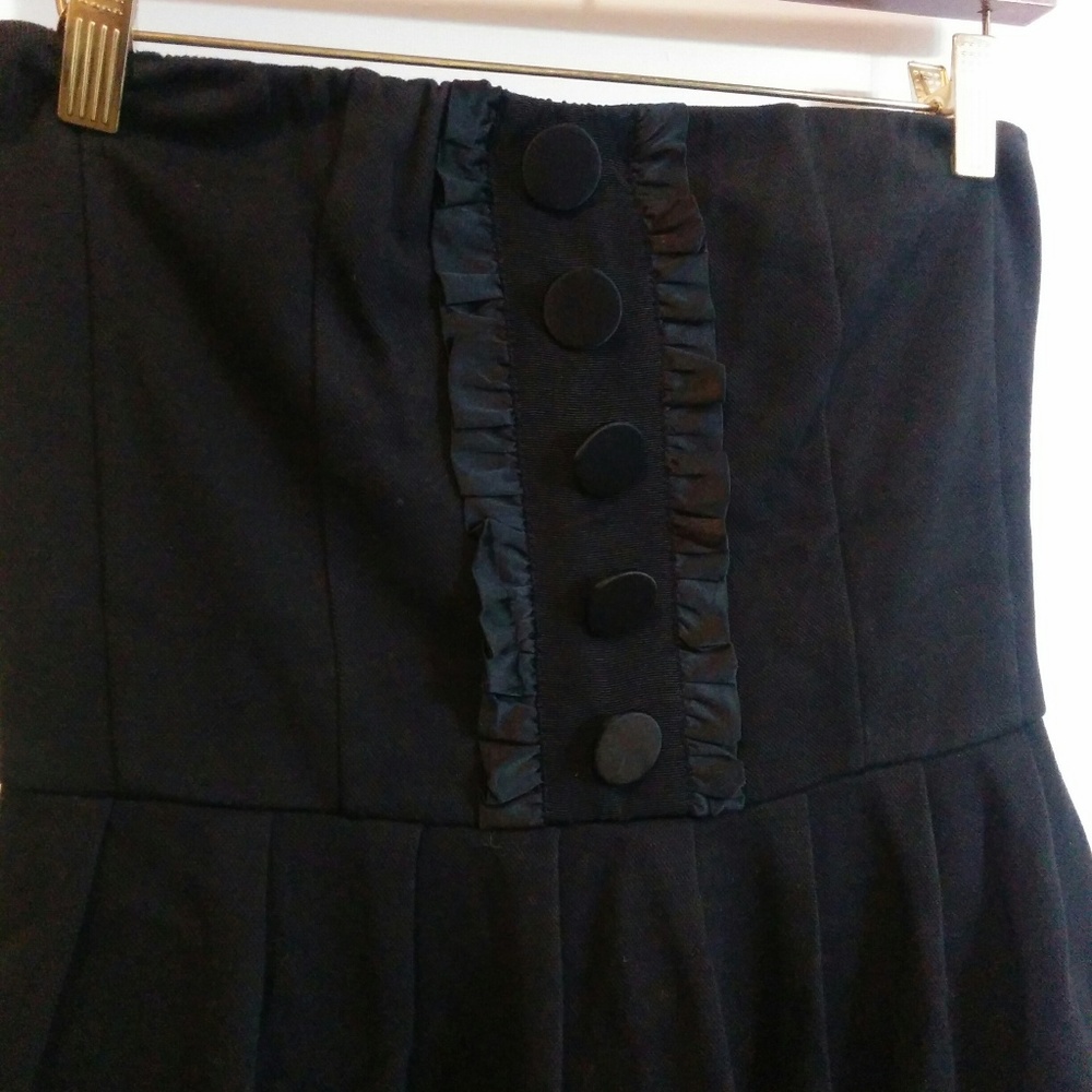 Perfect Little Black Strapless Dress with pockets!